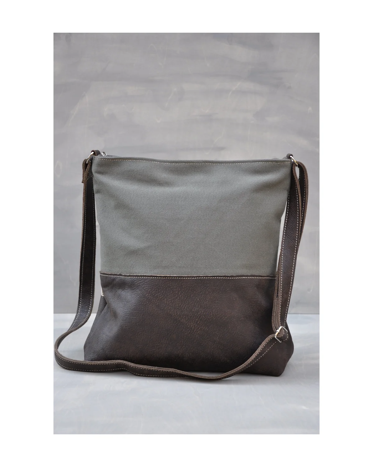 Hipster Mini - (Olive / Buffed Brown) - View 1