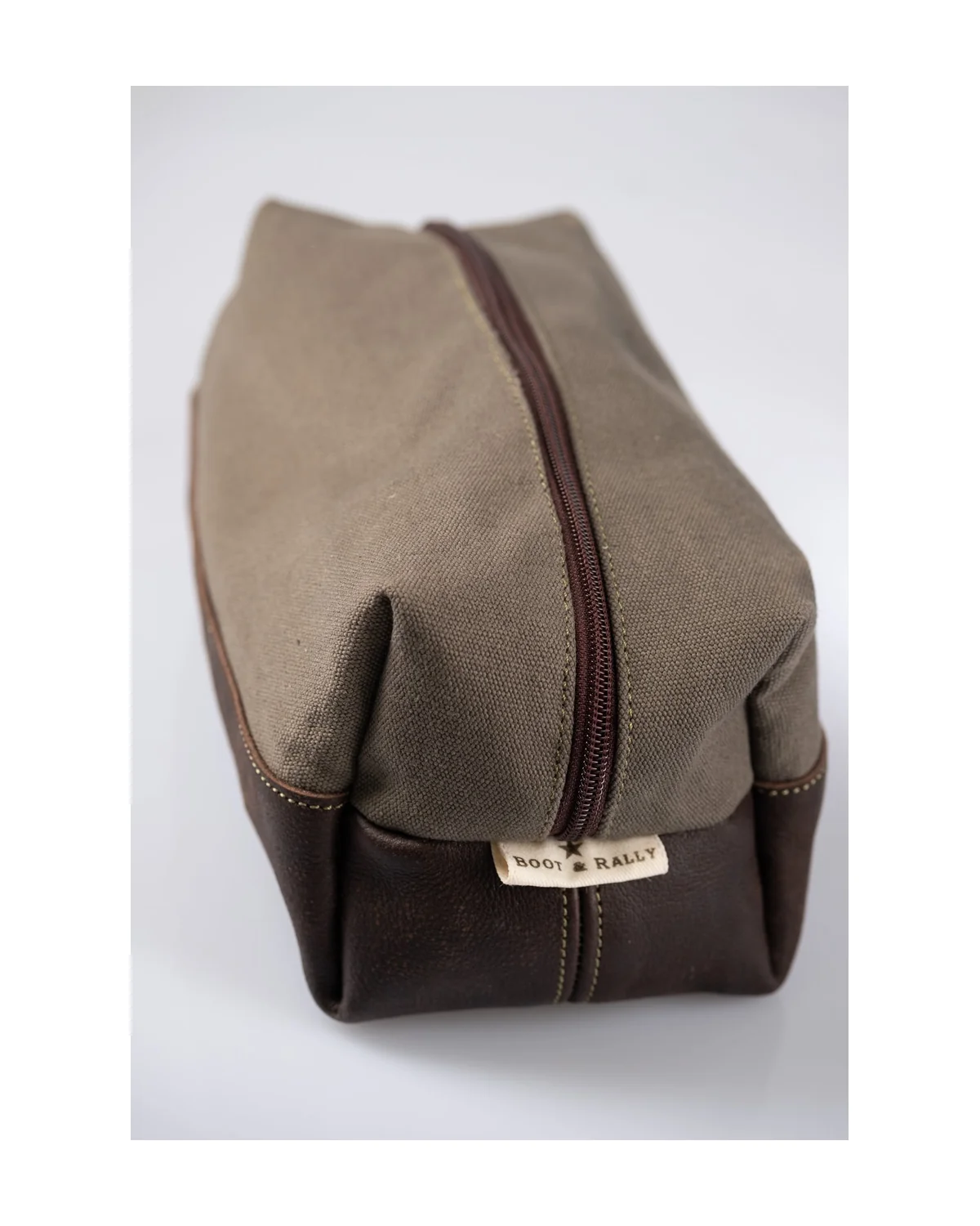 Toiletry bag- Canvas & Leather (Olive / Buffed Brown) - View 1